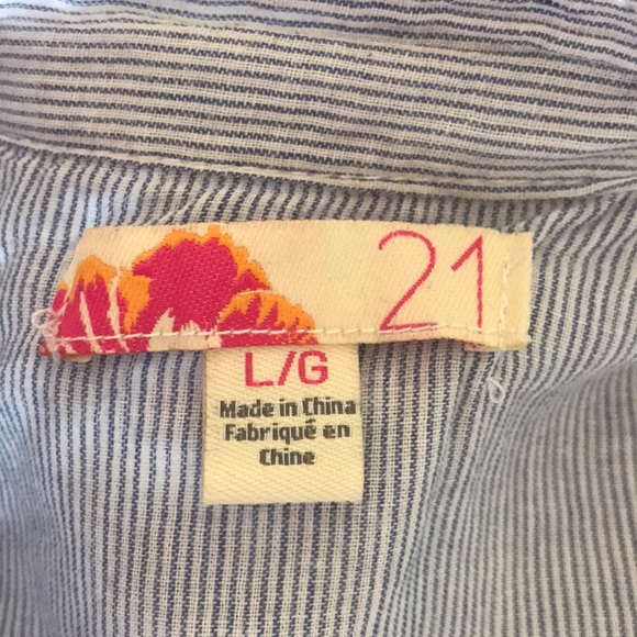 Button down blouse - Picture 5 of 6